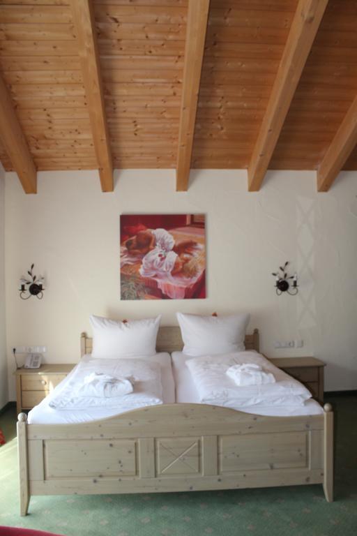 Hubertushof Hotel Garni Oberstaufen Phòng bức ảnh